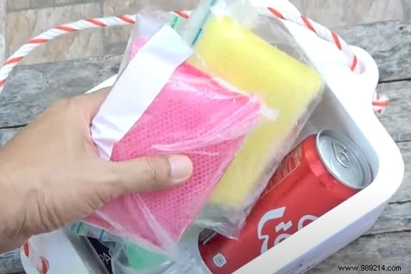 15 Genius Kitchen Sponge Hacks for Cleaning, Crafting, and Everyday Wins