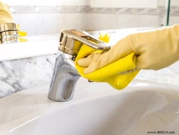 51 Proven Hydrogen Peroxide Uses for Health, Beauty, Cleaning, and Home Care