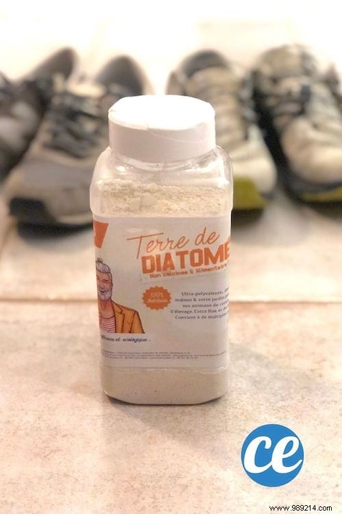 20 Proven Uses for Diatomaceous Earth: Natural Pest Control, Cleaning, Gardening, and Health Benefits