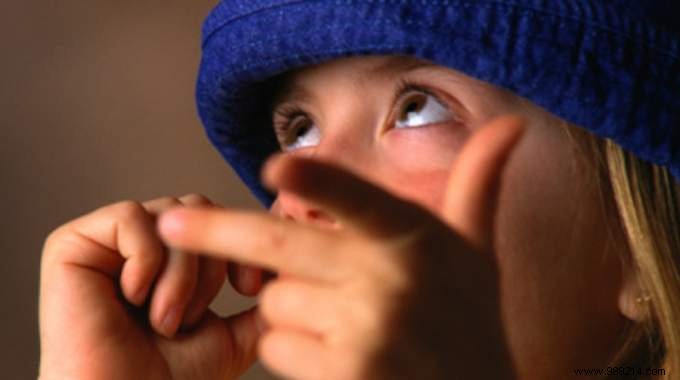 Smart Parenting Hack: Teach Kids Your Phone Number Using iPad Passcode for Emergencies