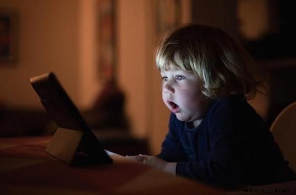 Excessive Screen Time in Young Children: Serious Developmental Risks Every Parent Must Understand