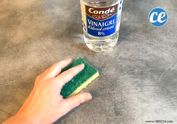 20 Proven White Vinegar Uses: Expert Cleaning Hacks for Home, Garden, and Beauty