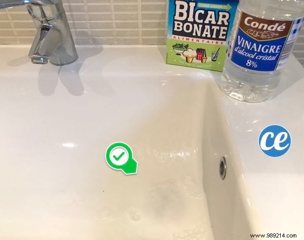 20 Proven White Vinegar Uses: Expert Cleaning Hacks for Home, Garden, and Beauty