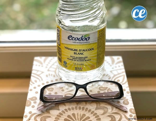 20 Proven White Vinegar Uses: Expert Cleaning Hacks for Home, Garden, and Beauty