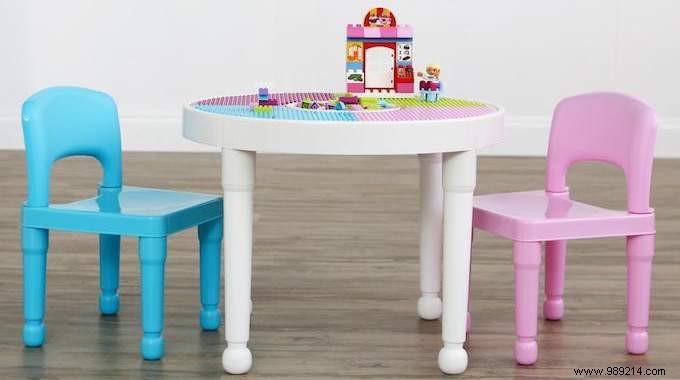 How to Safely Clean Kids  Plastic Furniture Without Bleach: A Childcare Expert s Vinegar Trick