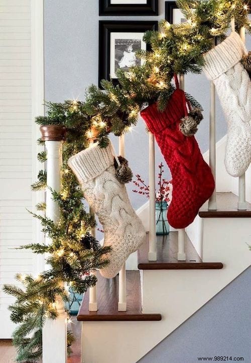 39 Easy DIY Christmas Decorations for a Magical Fairytale Home