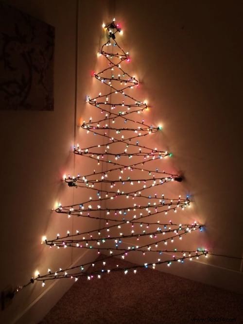 39 Easy DIY Christmas Decorations for a Magical Fairytale Home