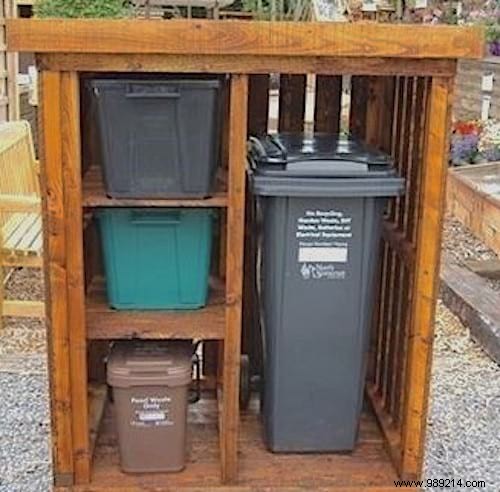 28 Proven DIY Ways to Hide Outdoor Trash Cans and Elevate Your Curb Appeal