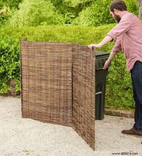 28 Proven DIY Ways to Hide Outdoor Trash Cans and Elevate Your Curb Appeal