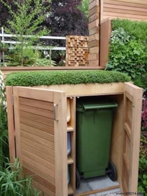 28 Proven DIY Ways to Hide Outdoor Trash Cans and Elevate Your Curb Appeal