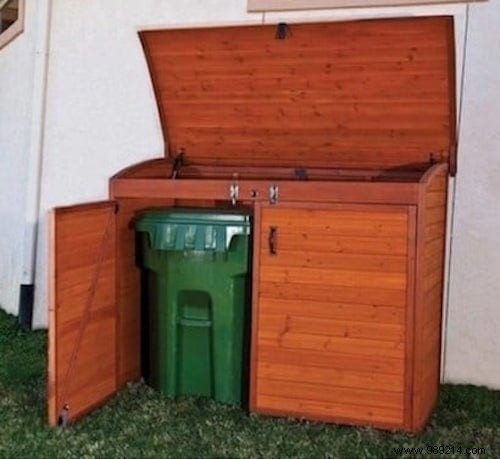 28 Proven DIY Ways to Hide Outdoor Trash Cans and Elevate Your Curb Appeal