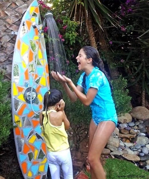 26 Easy DIY Outdoor Shower Ideas for Summer Refreshment
