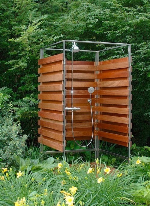 26 Easy DIY Outdoor Shower Ideas for Summer Refreshment