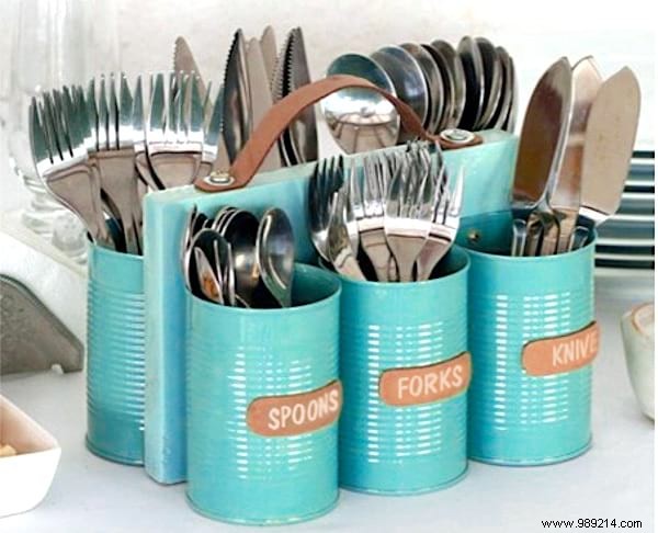 19 Genius DIY Ideas to Upcycle Tin Cans into Stylish Home and Garden Organizers