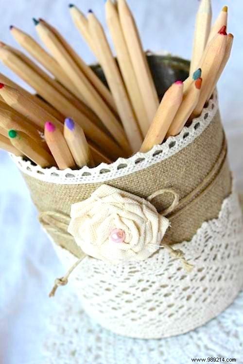 19 Genius DIY Ideas to Upcycle Tin Cans into Stylish Home and Garden Organizers