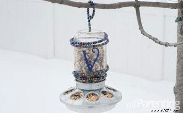 23 Simple DIY Bird Feeders for Winter: Help Backyard Birds Thrive with Easy Crafts