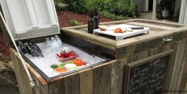 50 Genius DIY Ways to Upcycle Old Furniture into Stunning Home Decor