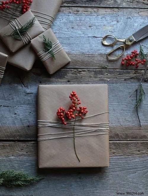 25 Easy, Creative & Budget-Friendly Christmas Gift Wrapping Ideas