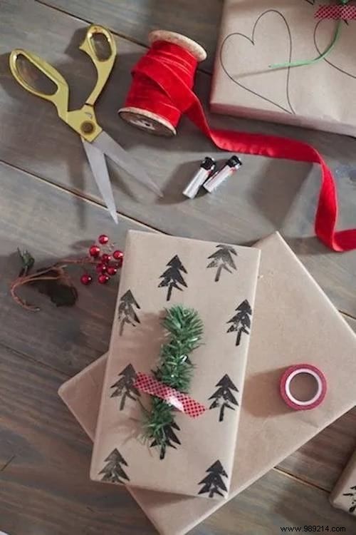 25 Easy, Creative & Budget-Friendly Christmas Gift Wrapping Ideas