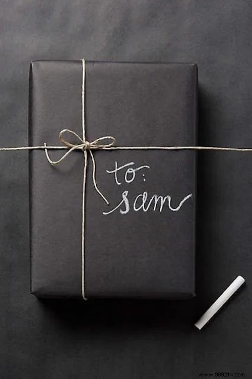 25 Easy, Creative & Budget-Friendly Christmas Gift Wrapping Ideas
