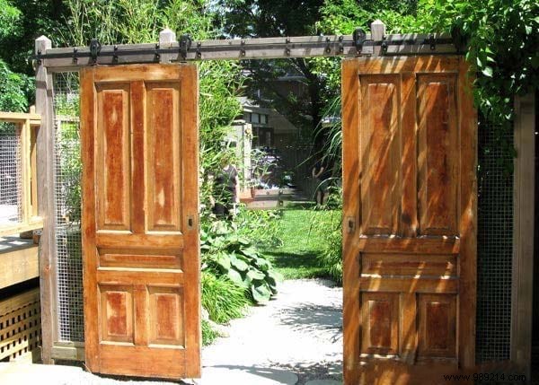 30 Genius DIY Ways to Upcycle Old Doors Into Stunning Home Features