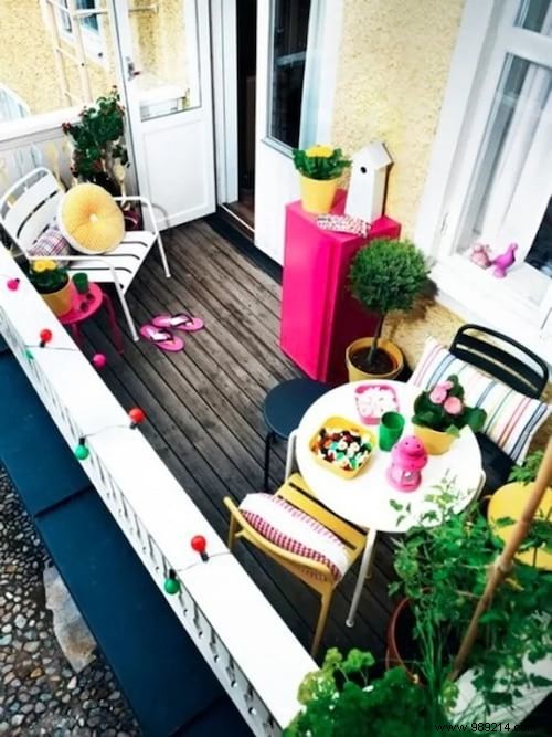 25 Budget-Friendly Balcony Decoration Ideas from a Professional Landscaper