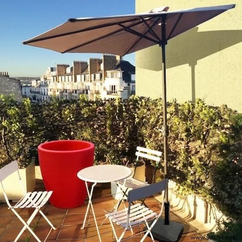 25 Budget-Friendly Balcony Decoration Ideas from a Professional Landscaper