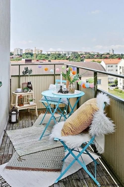 25 Budget-Friendly Balcony Decoration Ideas from a Professional Landscaper