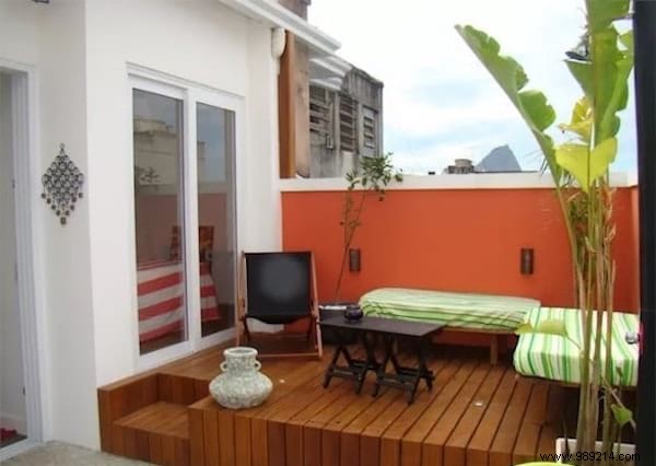 25 Budget-Friendly Balcony Decoration Ideas from a Professional Landscaper