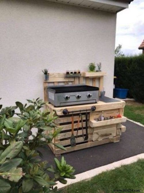 30 DIY Outdoor Kitchen Ideas Using Wooden Pallets: Simple Backyard Builds