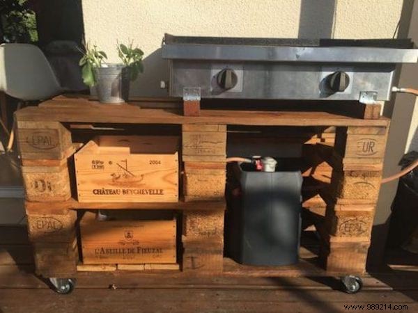 30 DIY Outdoor Kitchen Ideas Using Wooden Pallets: Simple Backyard Builds