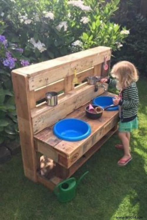 30 DIY Outdoor Kitchen Ideas Using Wooden Pallets: Simple Backyard Builds