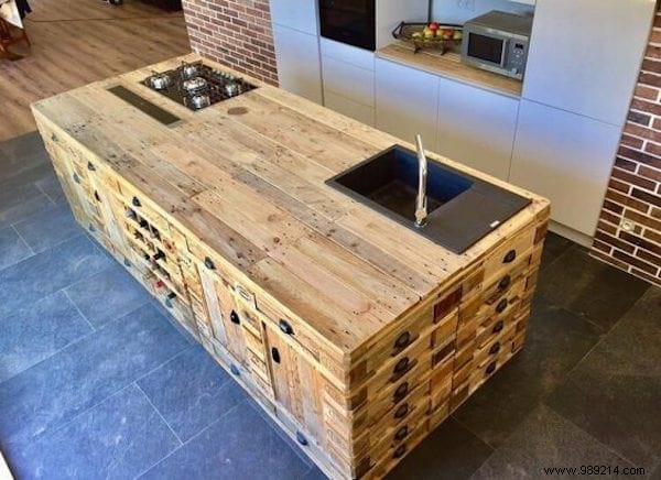 30 DIY Outdoor Kitchen Ideas Using Wooden Pallets: Simple Backyard Builds