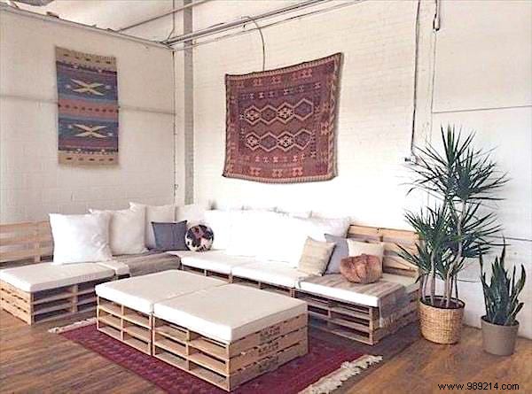 20 Genius DIY Upcycling Projects with Free Wooden Pallets