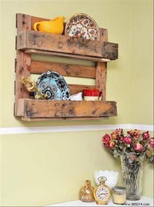 20 Genius DIY Upcycling Projects with Free Wooden Pallets