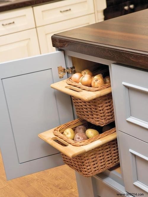 25 Expert Kitchen Storage Ideas to Maximize Space and Stay Organized