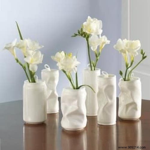 48 Genius DIY Ideas to Upcycle Empty Tin Cans into Stylish Home Essentials