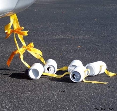 48 Genius DIY Ideas to Upcycle Empty Tin Cans into Stylish Home Essentials