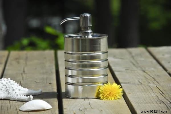 48 Genius DIY Ideas to Upcycle Empty Tin Cans into Stylish Home Essentials