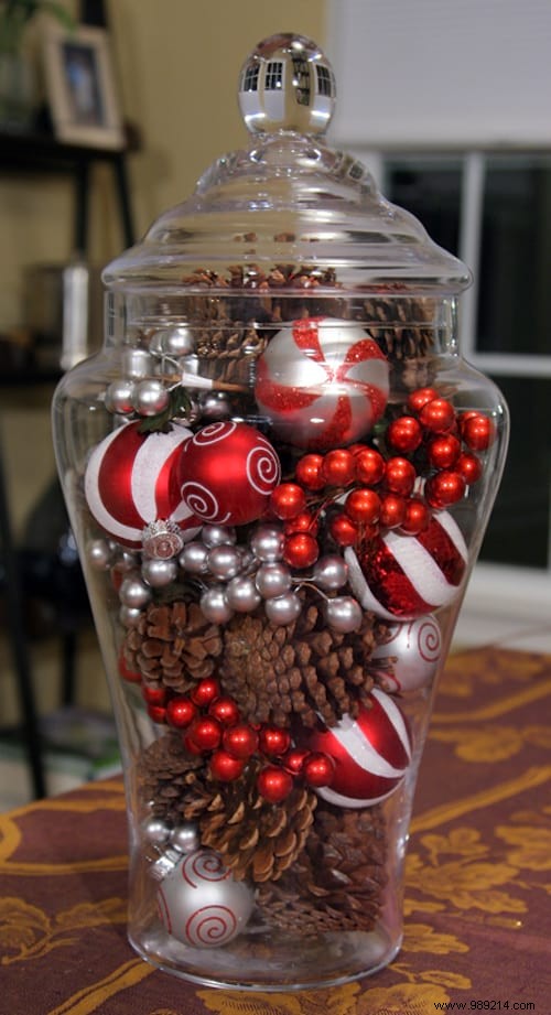 30 Easy, Budget-Friendly Last-Minute Christmas DIY Decoration Ideas
