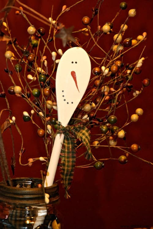 30 Easy, Budget-Friendly Last-Minute Christmas DIY Decoration Ideas