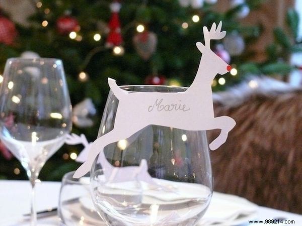 37 Easy, Budget-Friendly Last-Minute Christmas Decoration Ideas