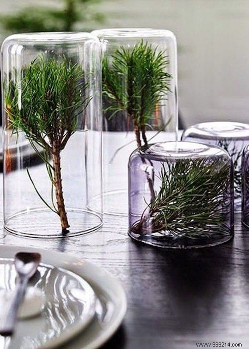 37 Easy, Budget-Friendly Last-Minute Christmas Decoration Ideas