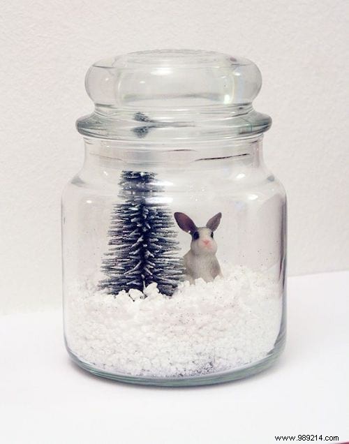 37 Easy, Budget-Friendly Last-Minute Christmas Decoration Ideas