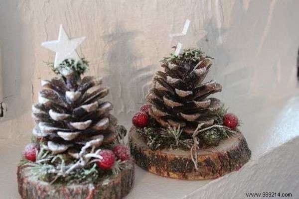 20 Stunning DIY Christmas Decorations Using Wooden Logs – Rustic Holiday Inspiration