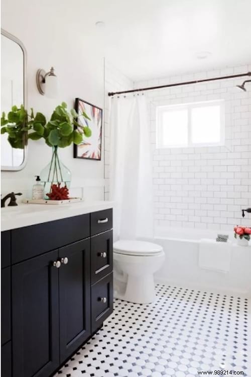 15 Stunning Bathroom Designs to Inspire Your Home Renovation
