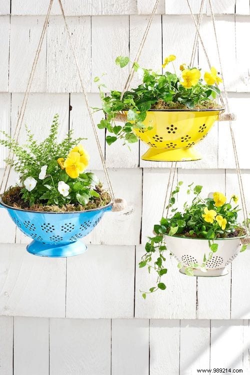 28 Budget-Friendly DIY Ideas to Transform Your Garden and Terrace