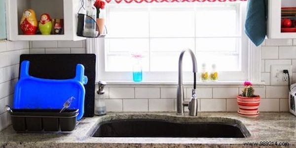 17 Proven Space-Saving Tips for Small Kitchens