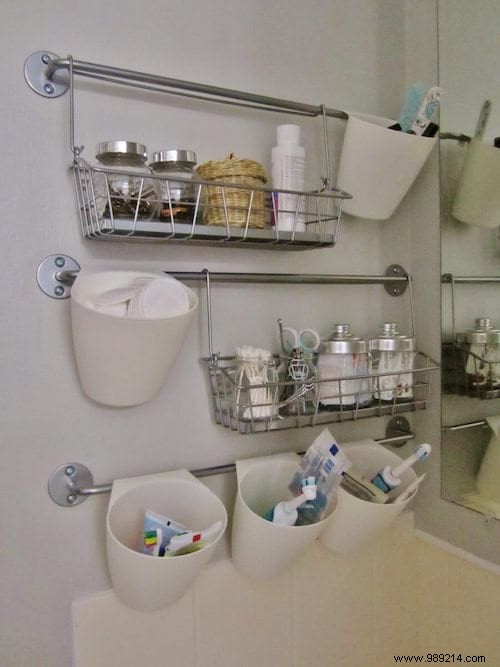 35 Smart, Budget-Friendly Ideas to Organize Your Small Bathroom and Maximize Space