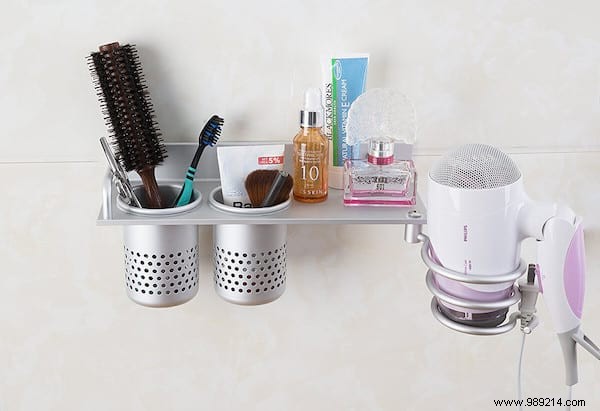 35 Smart, Budget-Friendly Ideas to Organize Your Small Bathroom and Maximize Space
